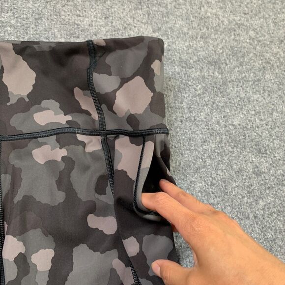 Athleta Tight Womens S Small Multi Lightning Camo 7/8 Paneled Pockets Stretch - Picture 3 of 12